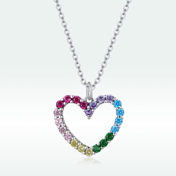 COLLAR CORAZON ARCOIRIS