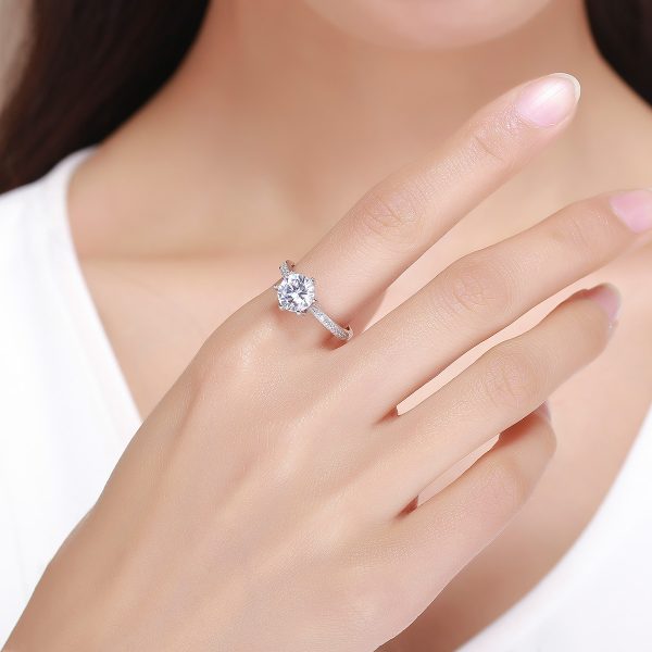 ANILLO BRILLANTE